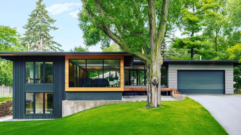 Gio with Tools LLC: Service Image-0 Gio with Tools LLC: Service Image-0